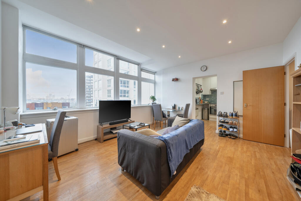 Main image of property: Newington Causeway, Southwark, London, SE1