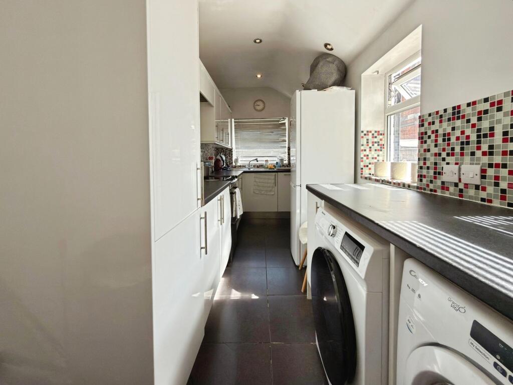 House in Swindon - View 5