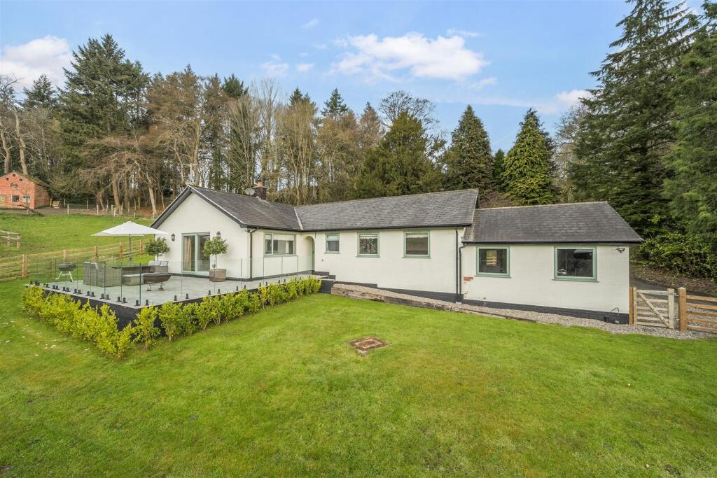Main image of property: Llanfyllin