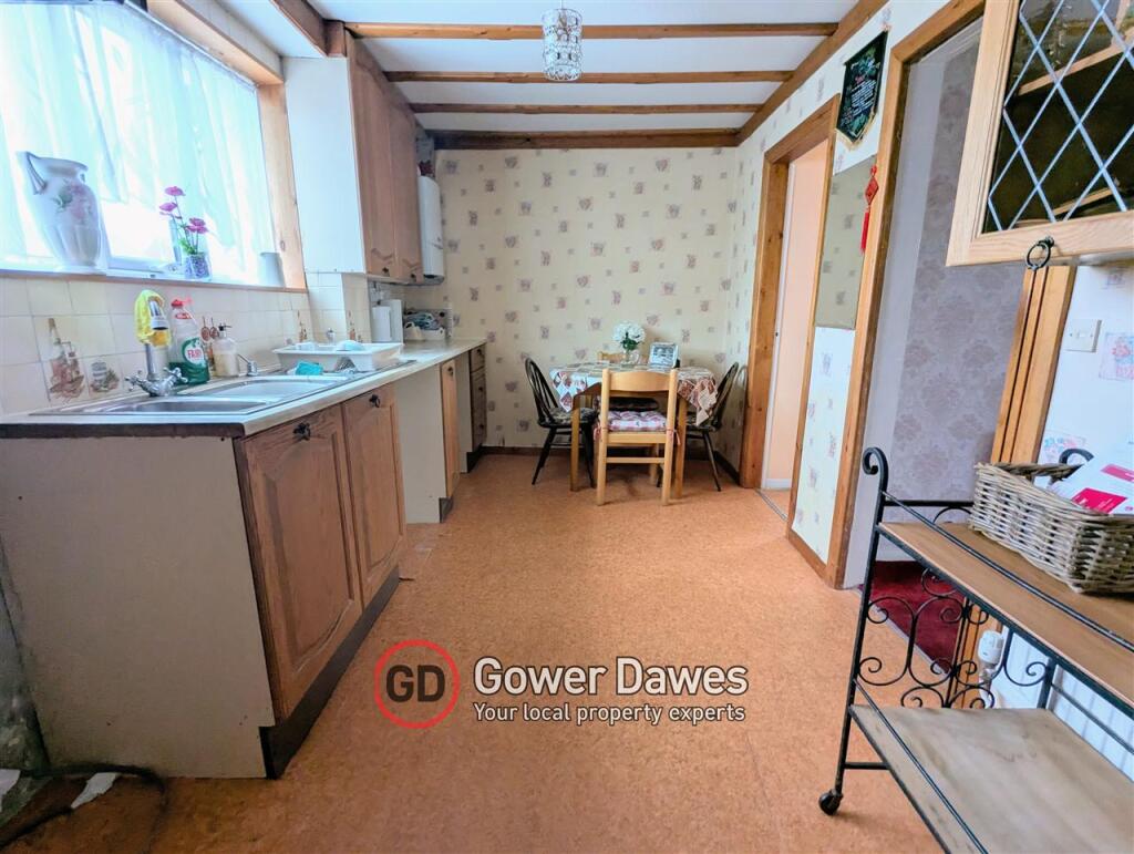 House in Thurrock, Essex - More