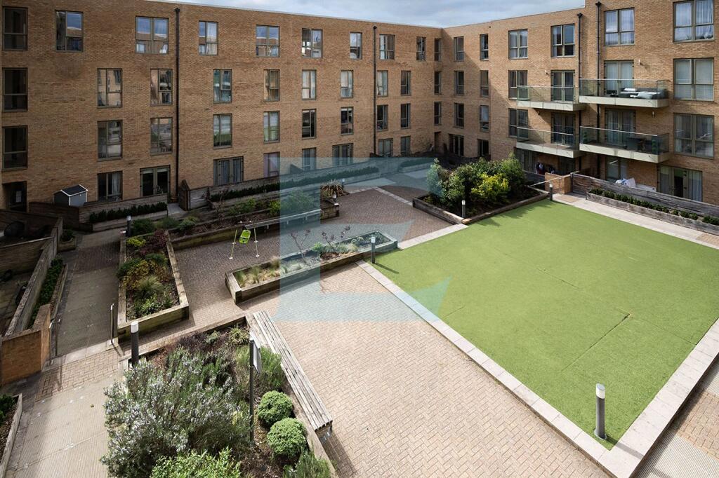Apartment in London - View 3