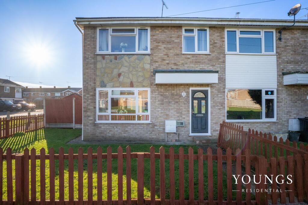 Main image of property: Walkways, Canvey Island, SS8