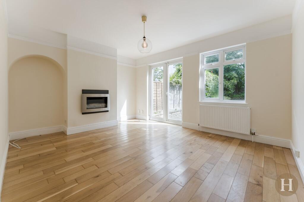 House in Birmingham, West Midlands - View 4