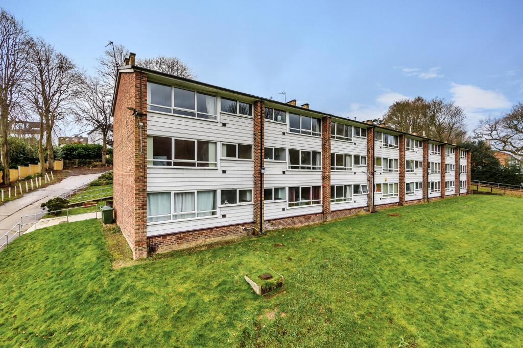 Main image of property: Gledhow Court, Leeds, West Yorkshire, LS7