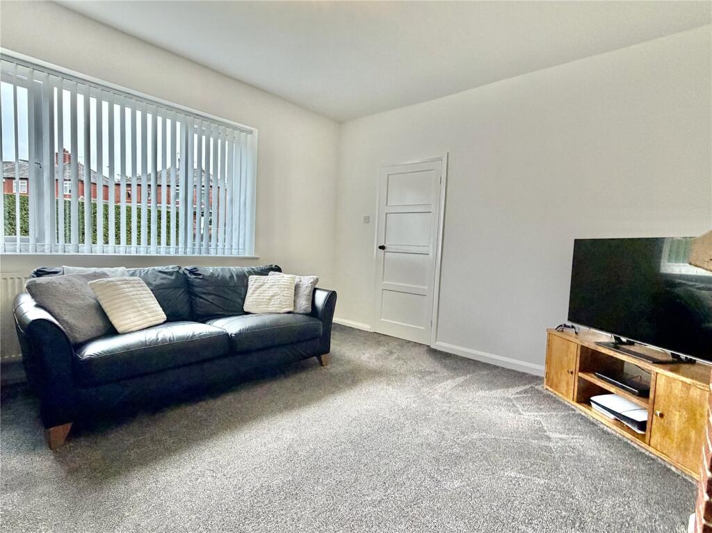House in Rochdale, Greater Manchester - View 4