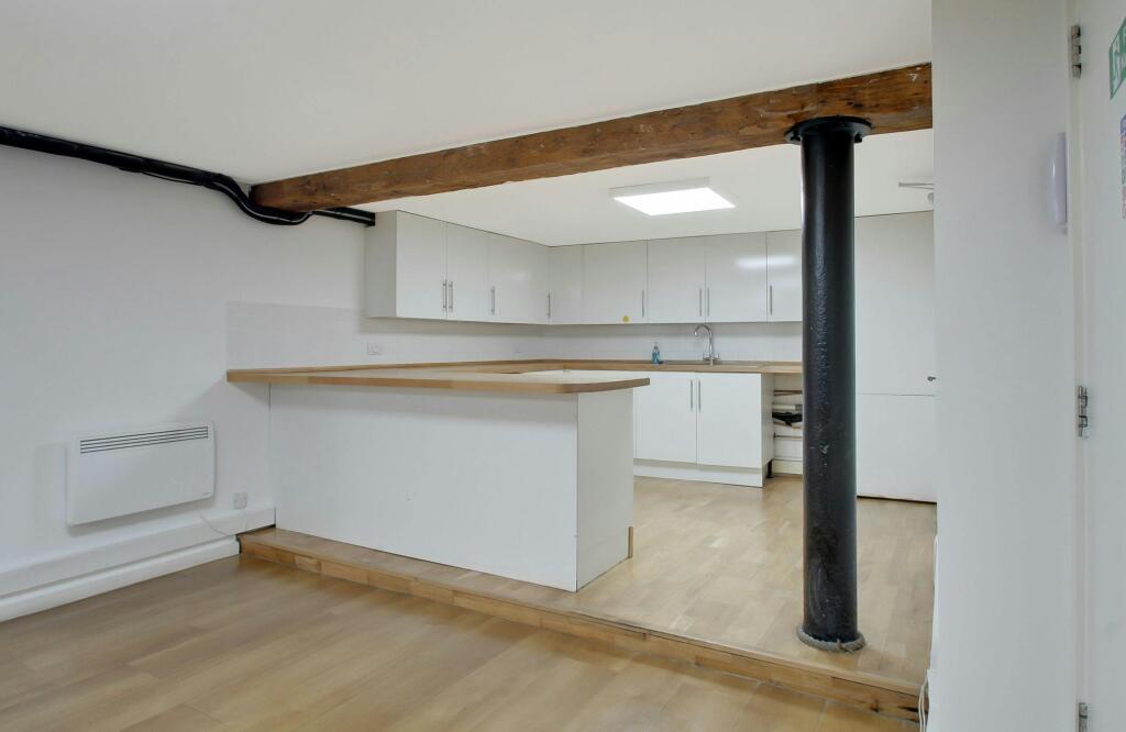 Kitchen - Copy.jpeg