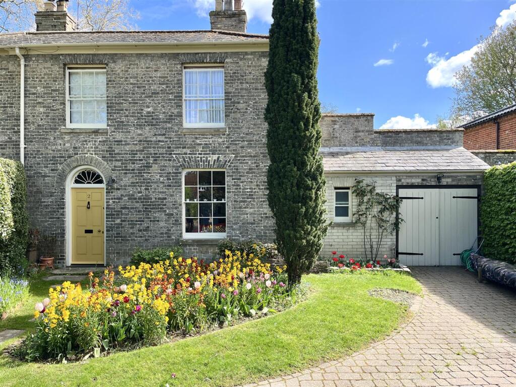 Main image of property: Chapel Street, Hingham