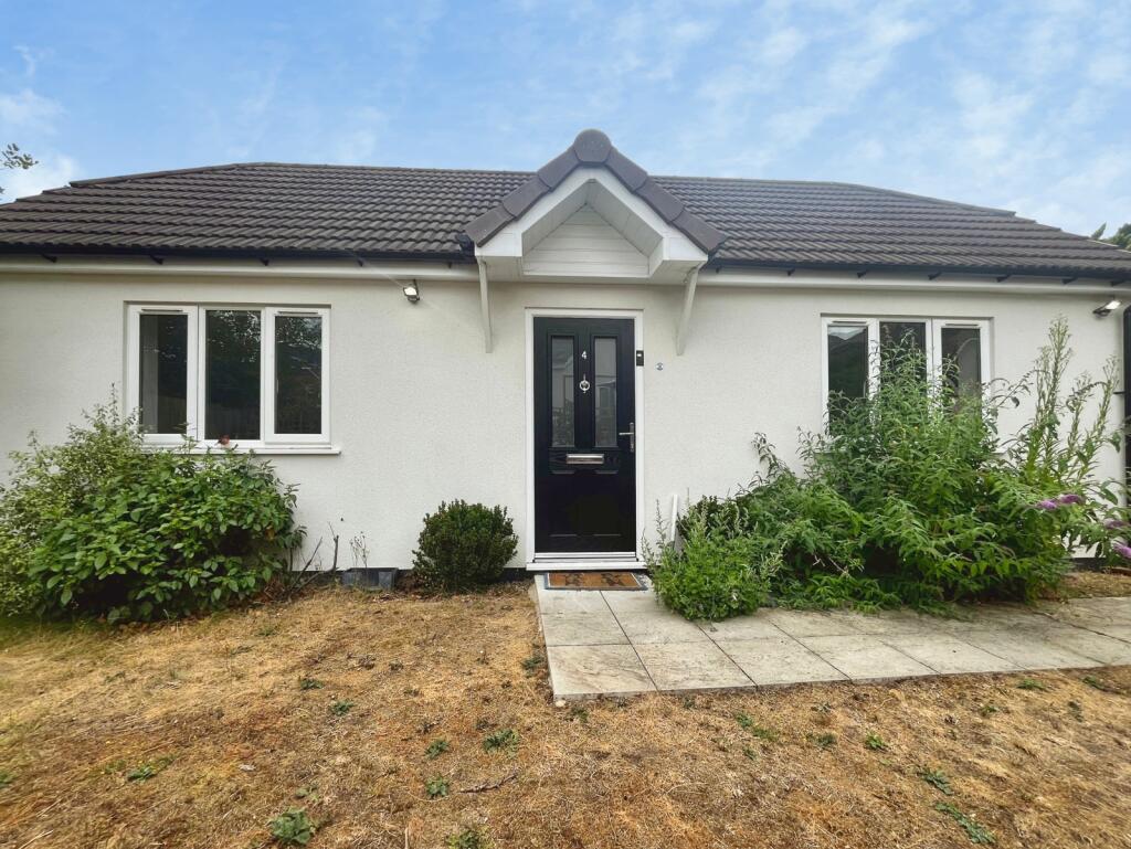 Main image of property: Valley Walk, Maidenhead, Berkshire