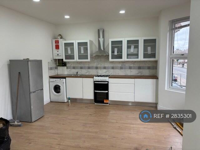 Main image of property: Romford, Romford, RM1