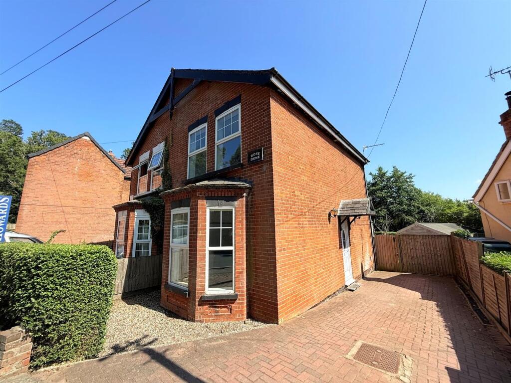 Main image of property: Beccles Road, Fritton