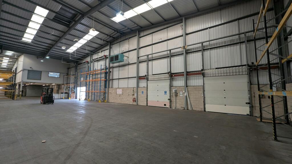 Internal Warehouse (2).jpg