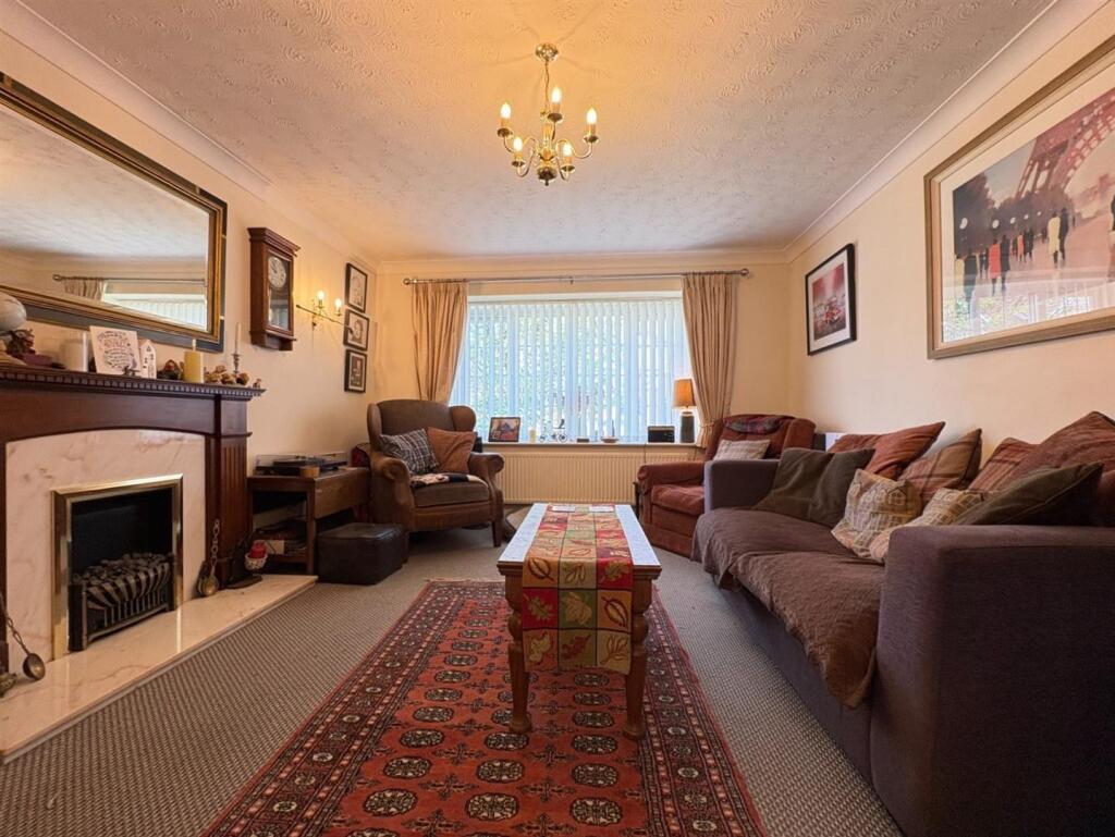 Pippin Close, Louth photo 4