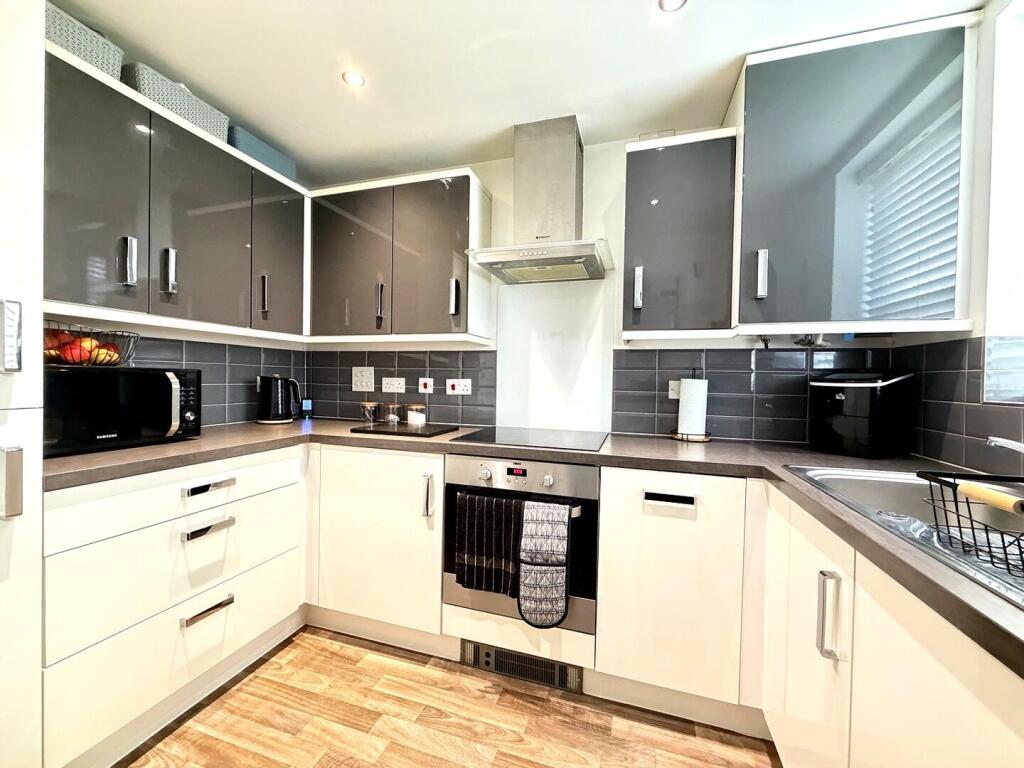 House in Portsmouth - View 4