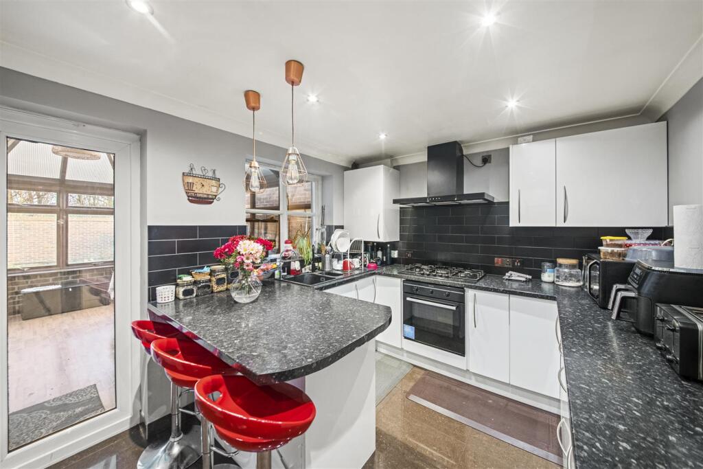 House in Southall - View 3