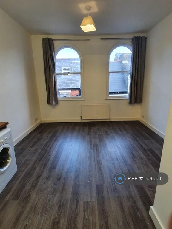 Apartment in Peterborough - View 3