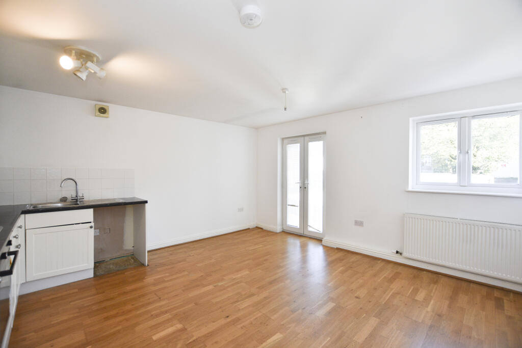 Apartment in Redruth, Cornwall - View 2