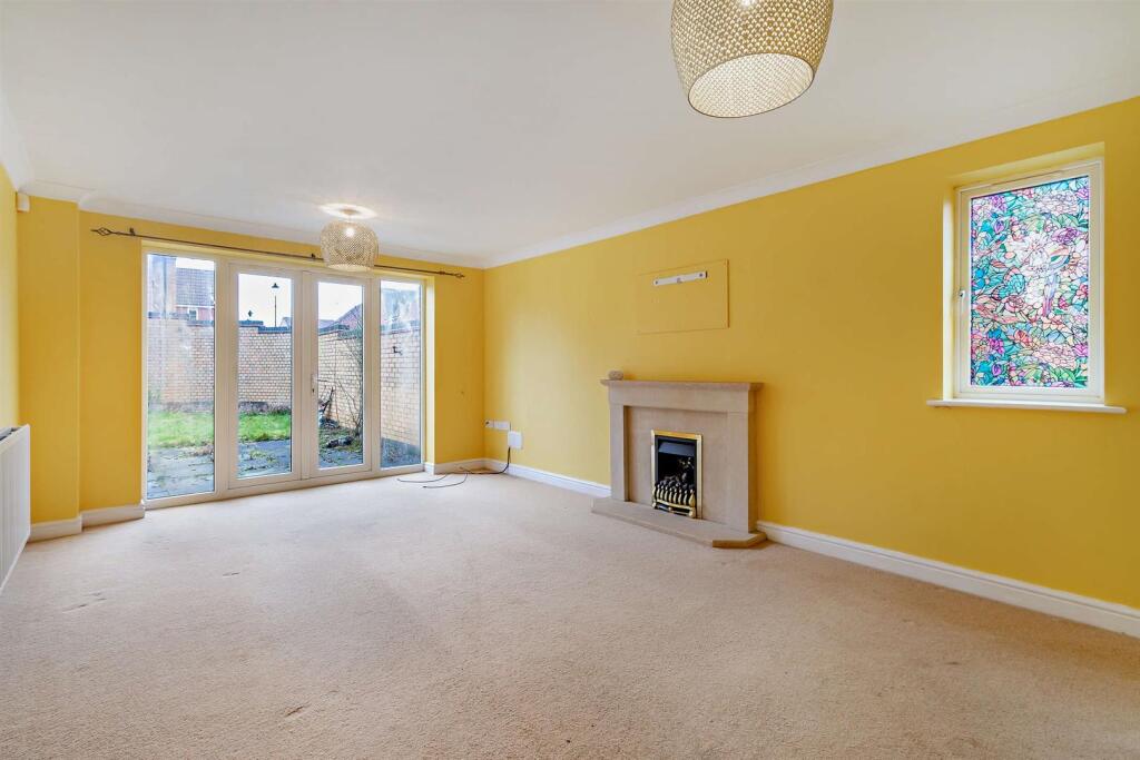 Lime Tree Avenue, Uppingham, Rutland photo 3