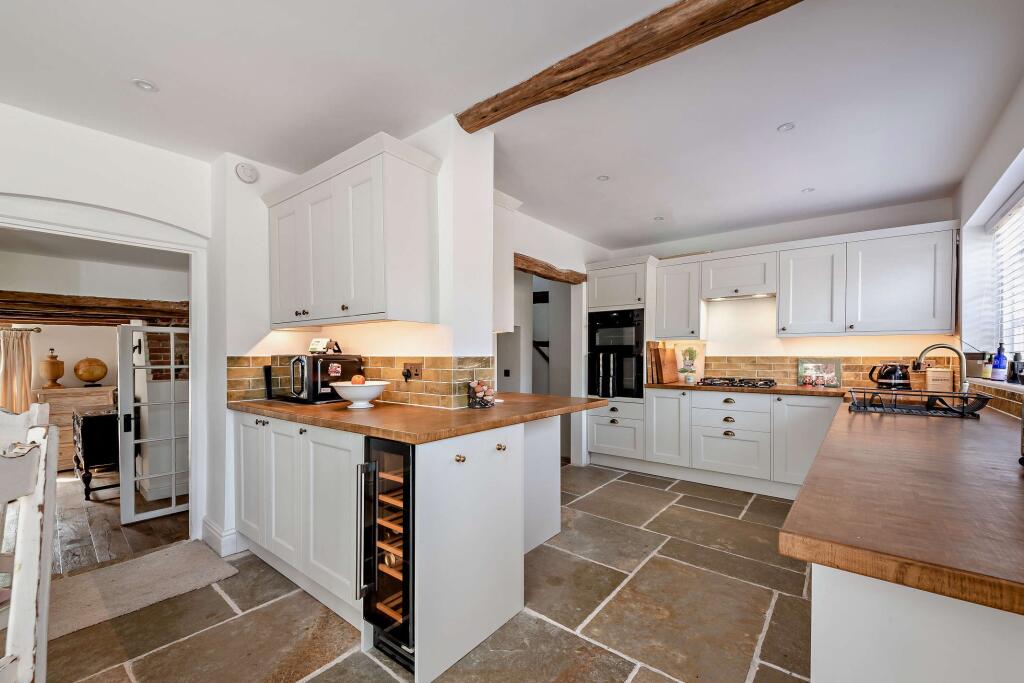House in Southampton - View 4