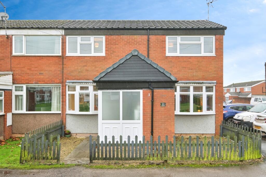Main image of property: Pear Tree Avenue, Kingsbury, Tamworth, Warwickshire, B78