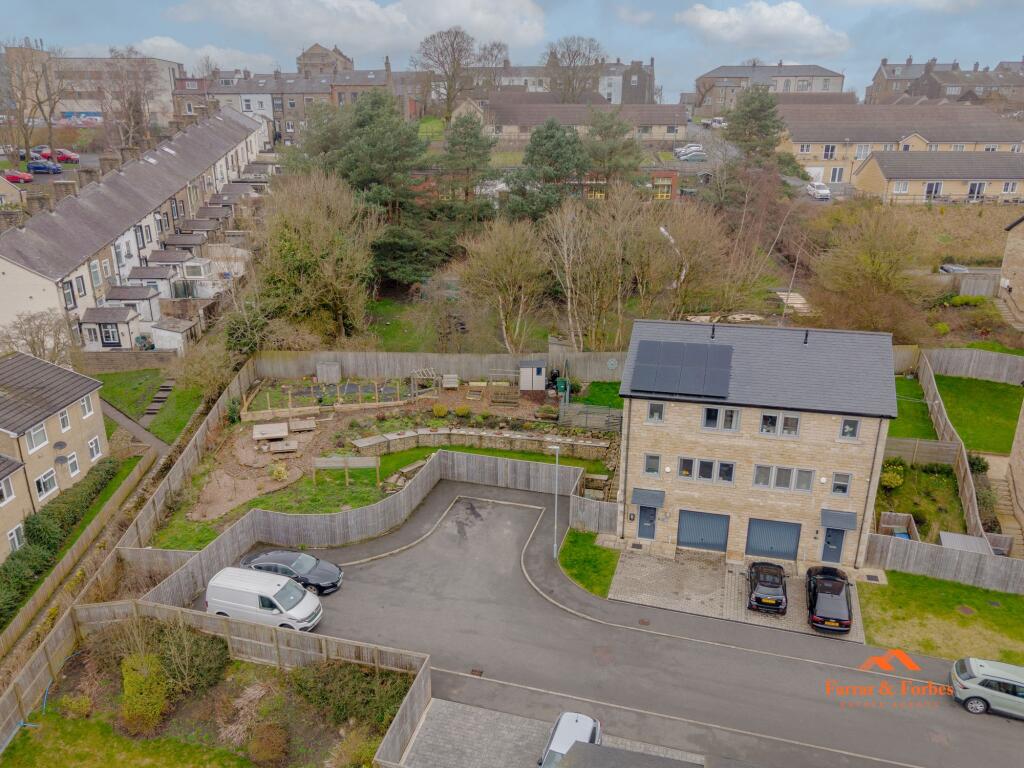 Main image of property: Carry Field, Colne, BB8