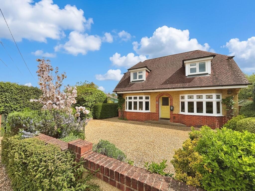 Waverley Road, Fordingbridge, SP6 photo 2