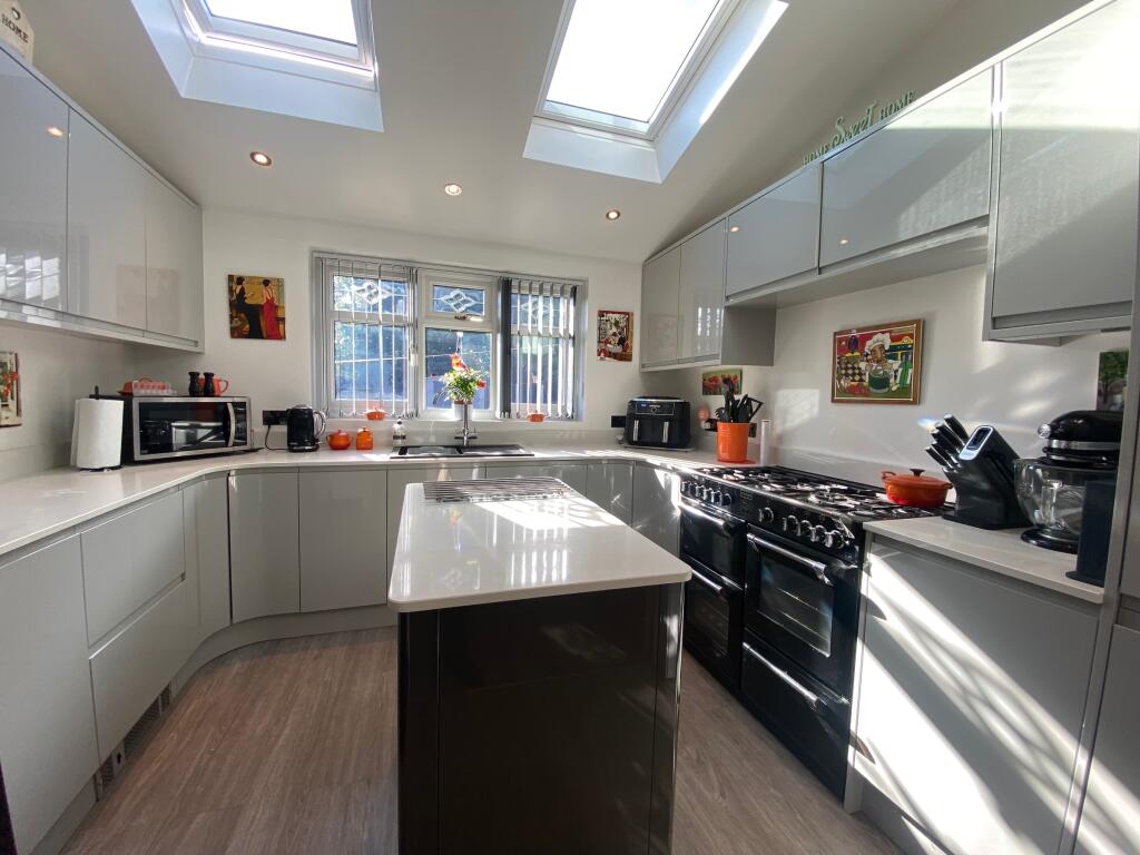 Renaissance Way, Crewe image 3