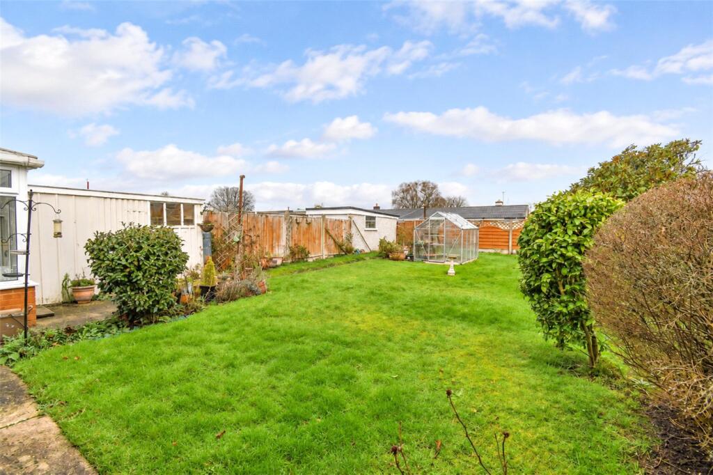 House in Ellesmere Port, Rossmore Road West - View 3
