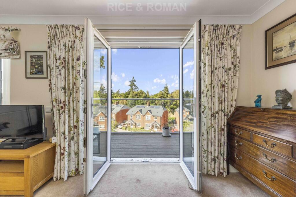 Rise Road, Ascot photo 2