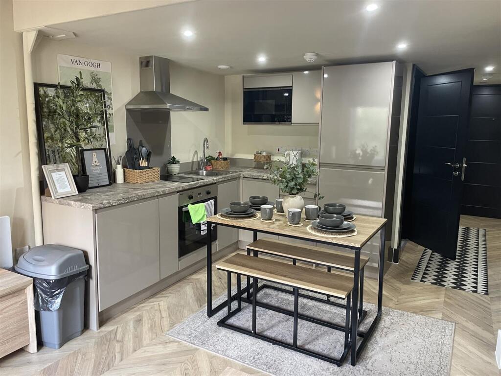 Main image of property: The Headrow, Leeds