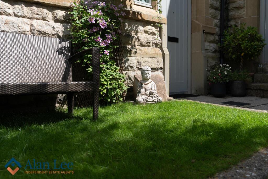 Lowther Street, Bollington, SK10 5QQ photo 4