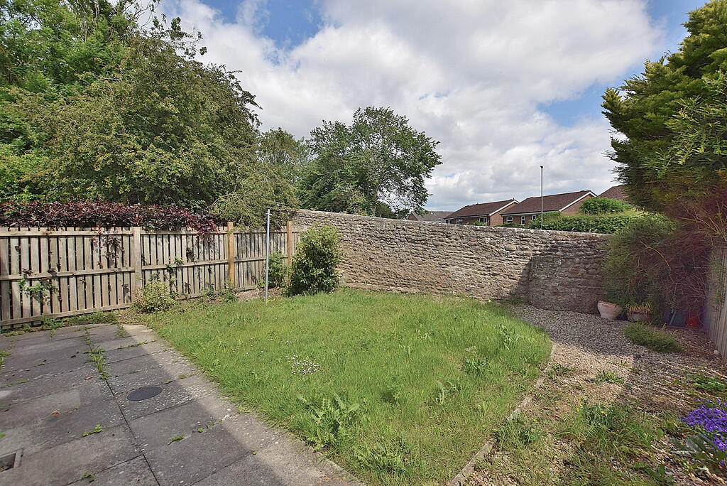 St. Paulinus Crescent, Catterick photo 2