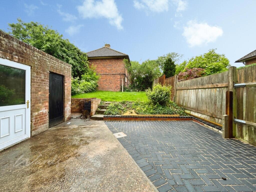 Main image of property: Lodge Oak Lane Tonbridge TN9