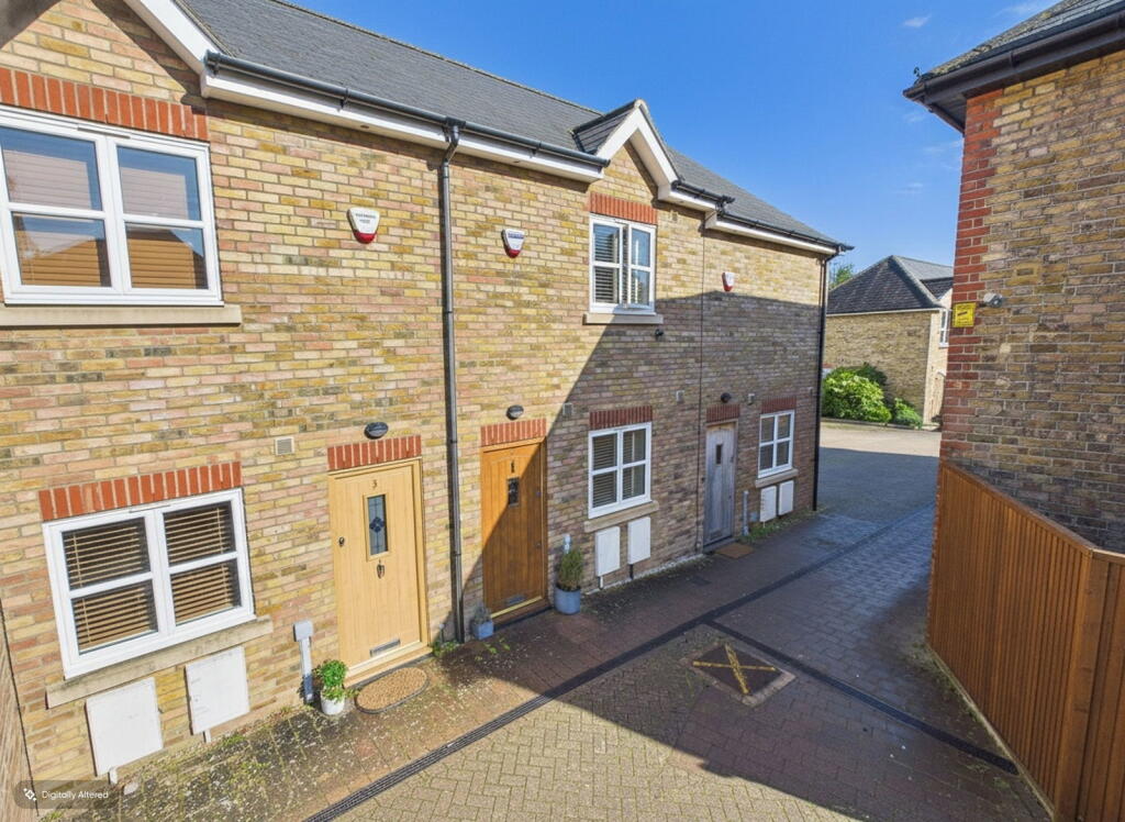 Main image of property: Farrs Mews, Rickmansworth