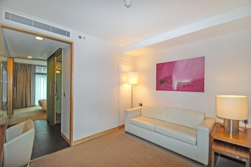 Apartment in London - View 2