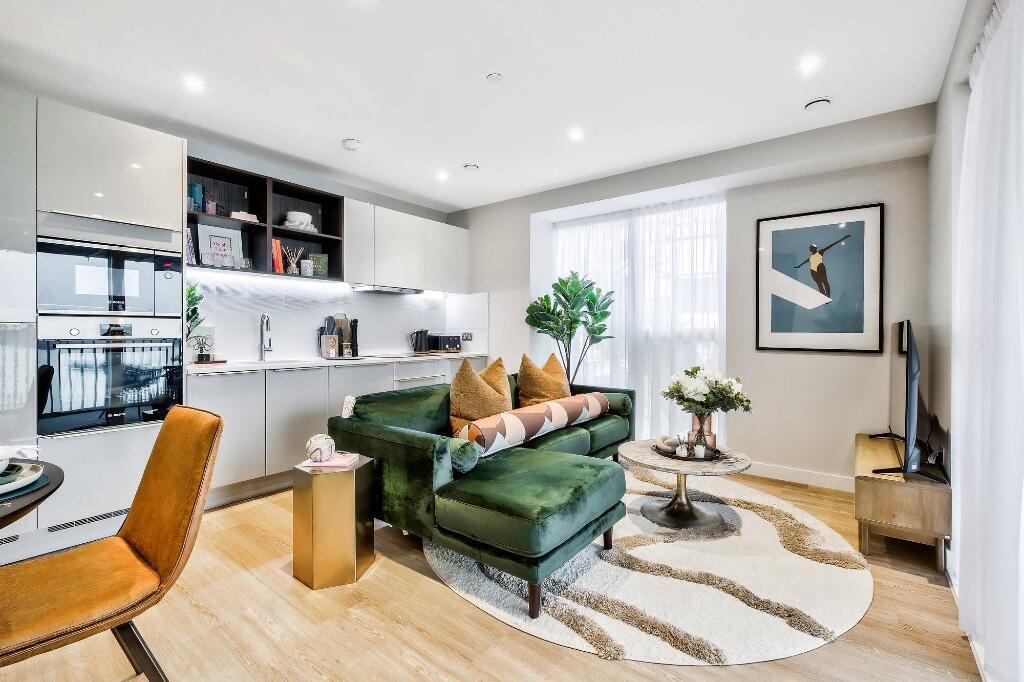Main image of property: 8-9 Upper Dock Walk, , London, 
E16 2GU