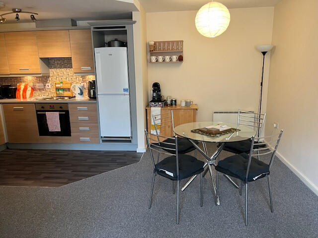 Main image of property: 28 Ladybarn Lane, Fallowfield, Manchester, Greater Manchester, M14