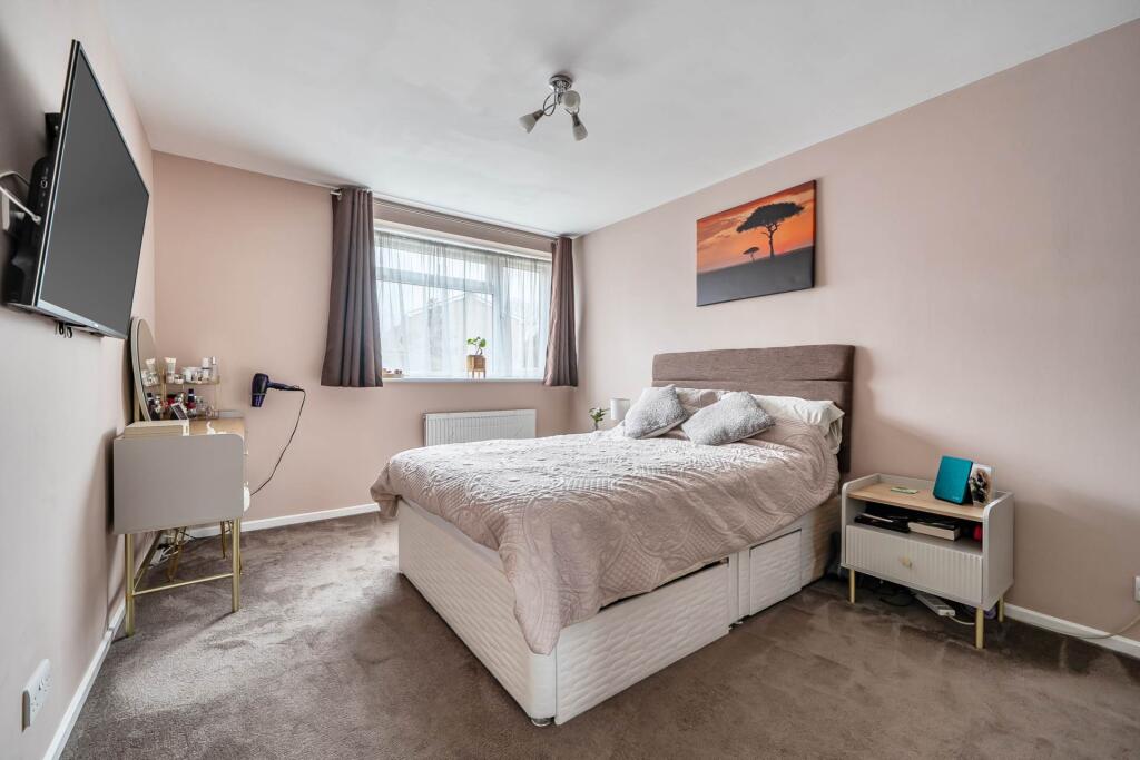 House in Reading - View 4