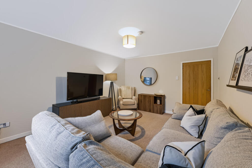 1/1, 3 Dargarvel Path, Dumbreck, G41 5NN photo 3