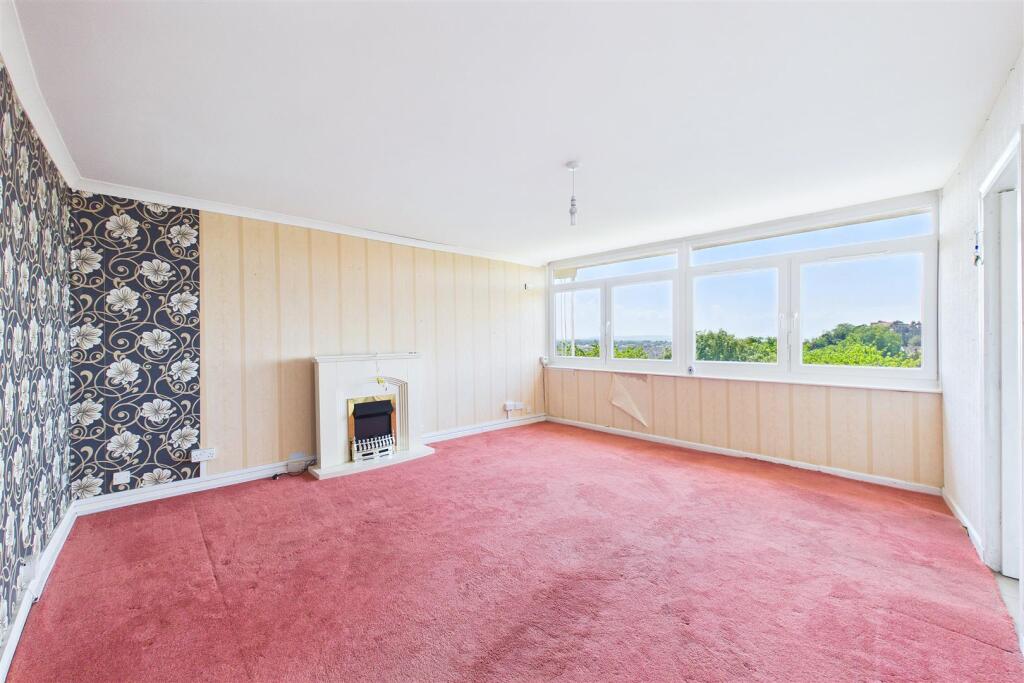 Apartment in Clevedon, Walton Park - View 3