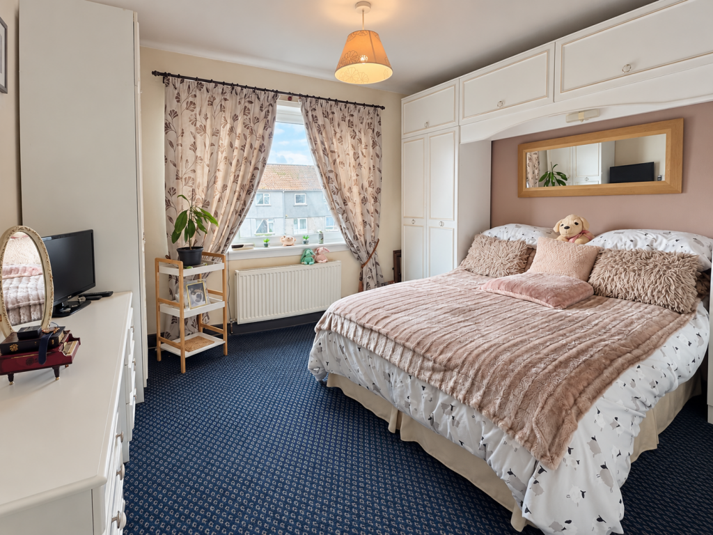 Apartment in Kirkcaldy - View 5