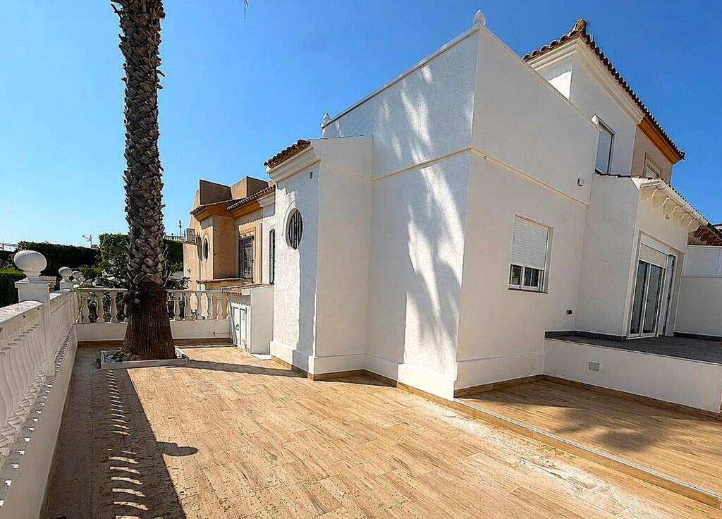 Main image of property: Punta Prima, Alicante, Valencia
