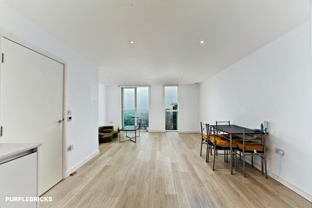 Apartment in Croydon - View 4