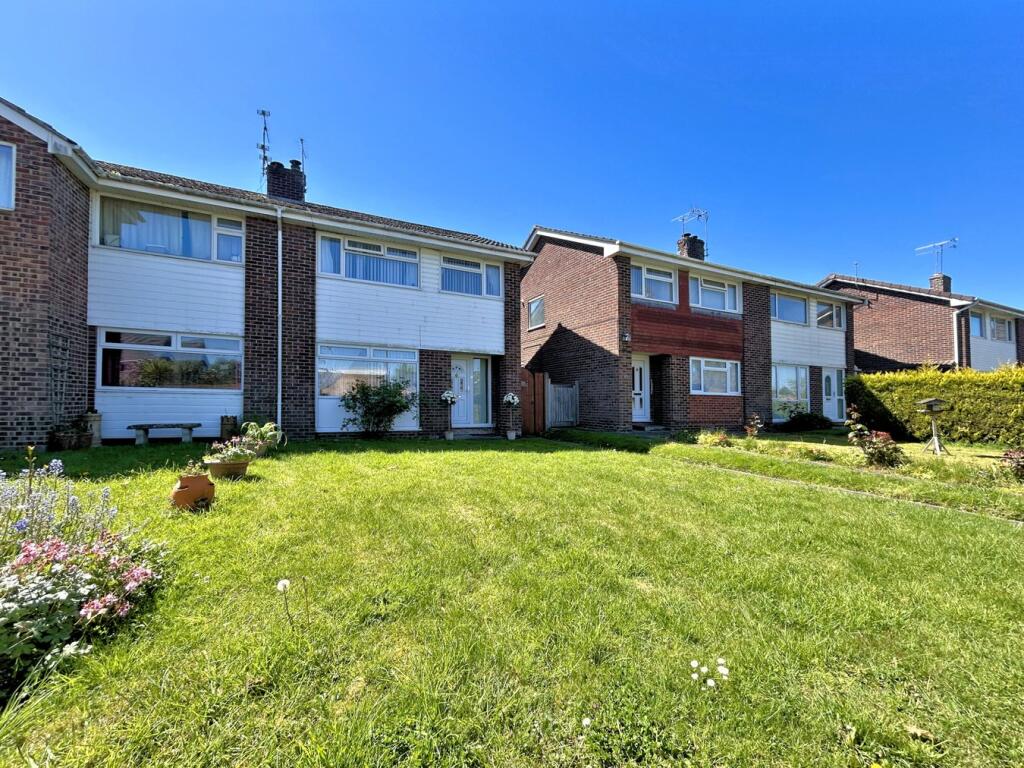 Main image of property: Charles Close, Thornbury, South Gloucestershire, BS35