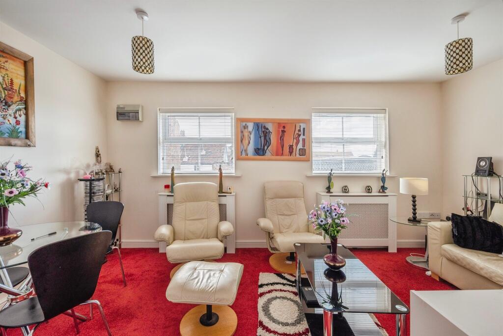 Apartment in Norwich - View 5