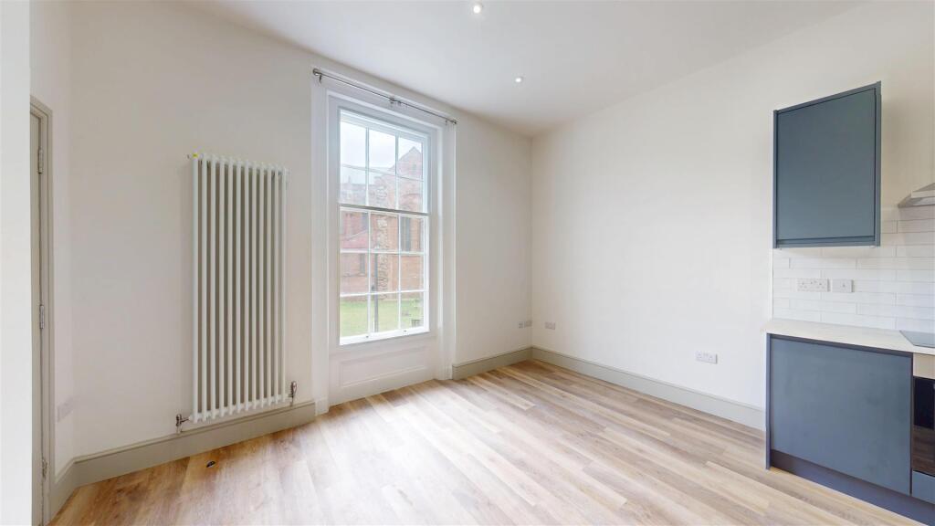 Apartment in Shrewsbury - View 4