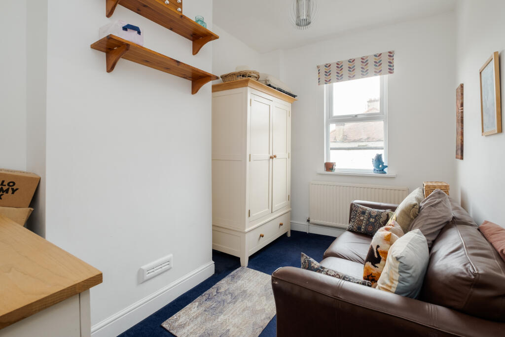 Apartment in London, Colney Hatch - More
