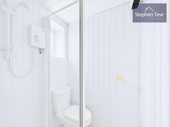 En-Suite 1