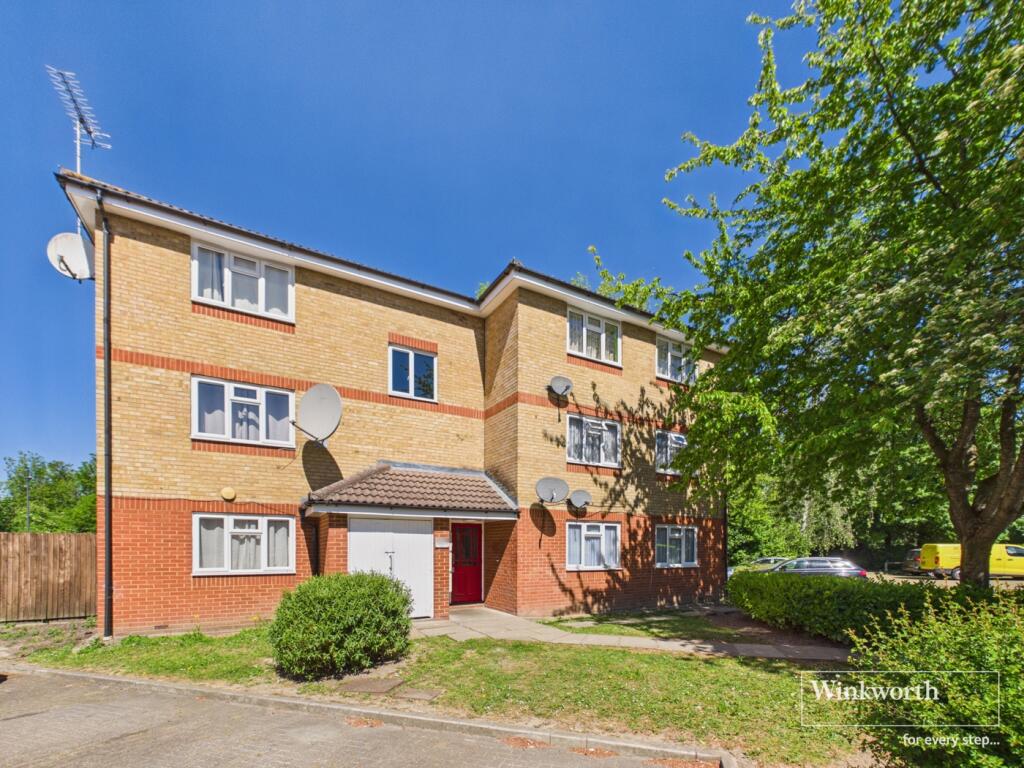 Main image of property: Cambridge Close, London, NW10