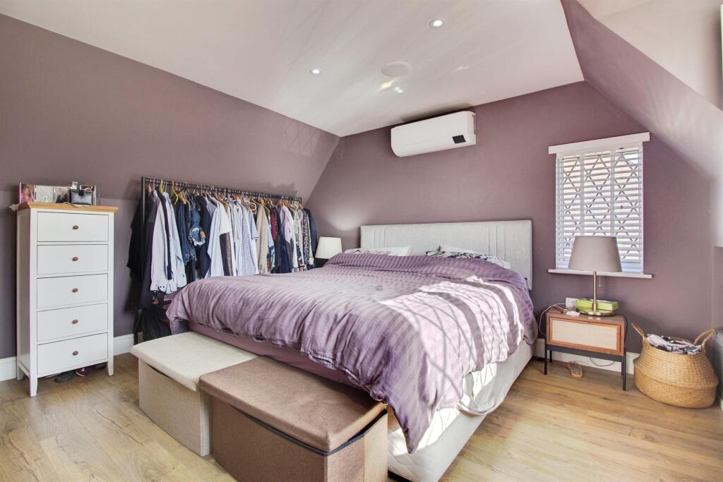 Additional image 22 of Handside Lane, Welwyn Garden City