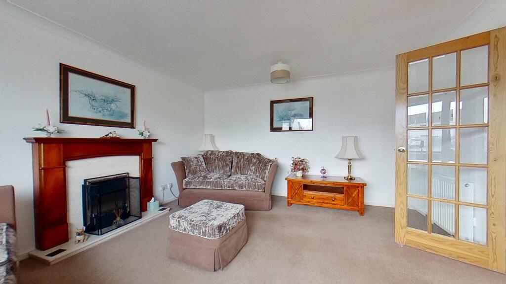 7 Glenmore Place, Forres, IV36 1FS photo 2